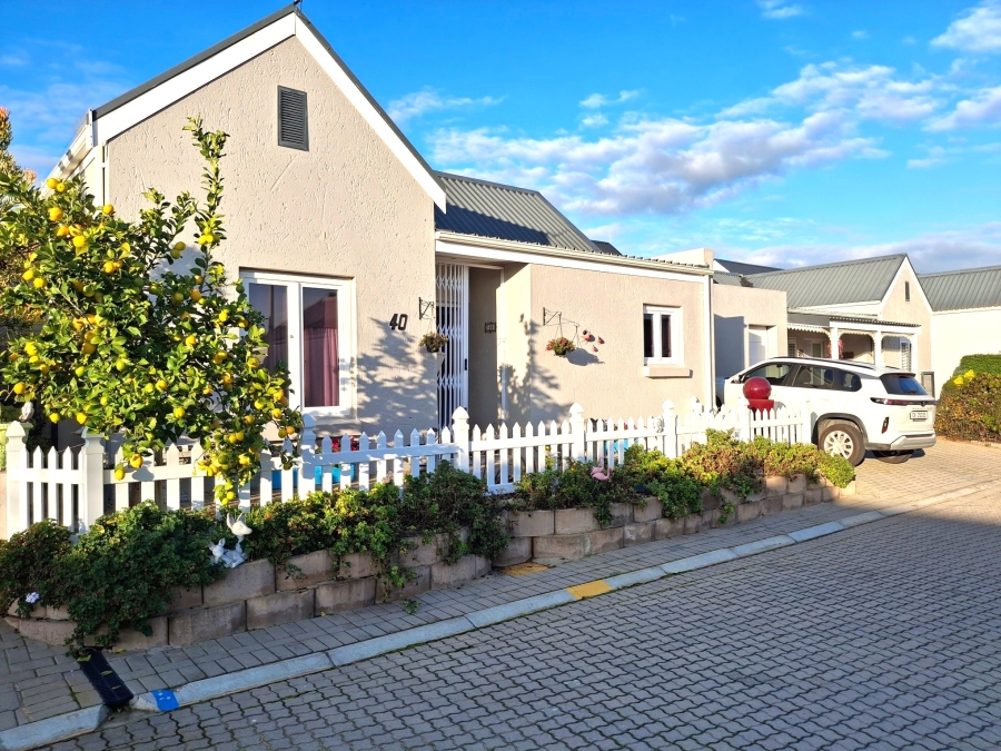 2 Bedroom Property for Sale in Fonteine Retirement Village Western Cape